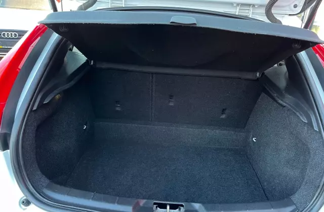 VOLVO V40 1.6 D2 (115 KM) Automatic