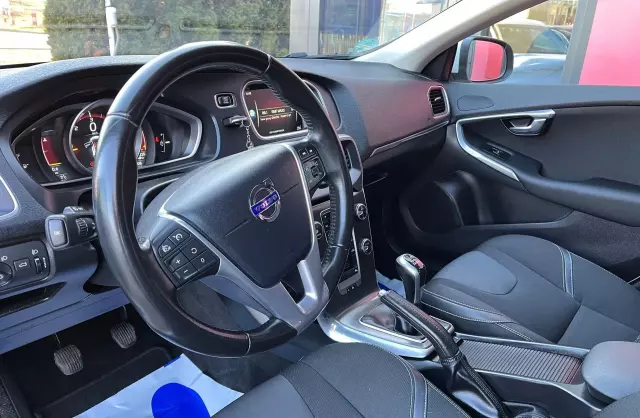 VOLVO V40 1.6 D2 (115 KM) Automatic
