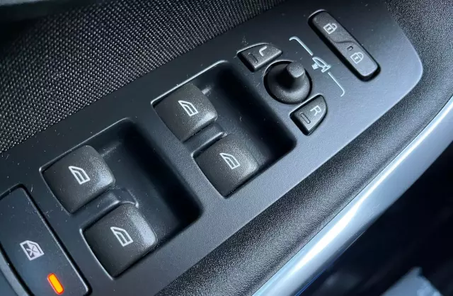 VOLVO V40 1.6 D2 (115 KM) Automatic