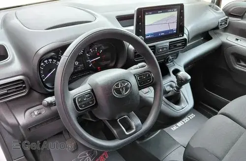 TOYOTA Proace City 
