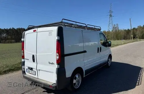 RENAULT Trafic 