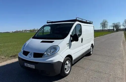 RENAULT Trafic 