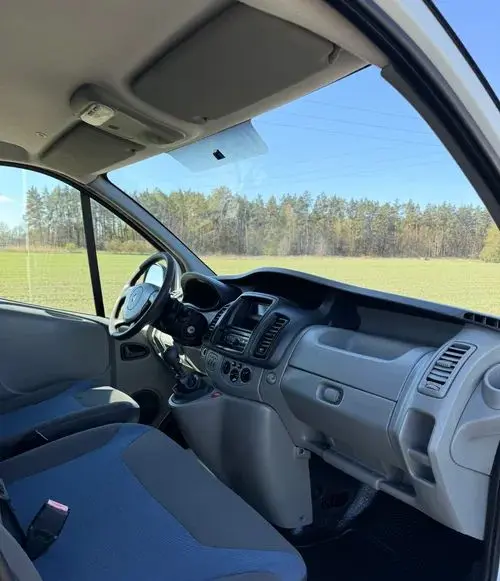 RENAULT Trafic 
