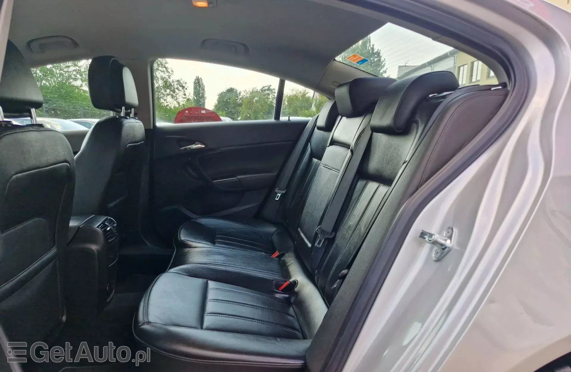 OPEL Insignia 1.8i (140 KM)