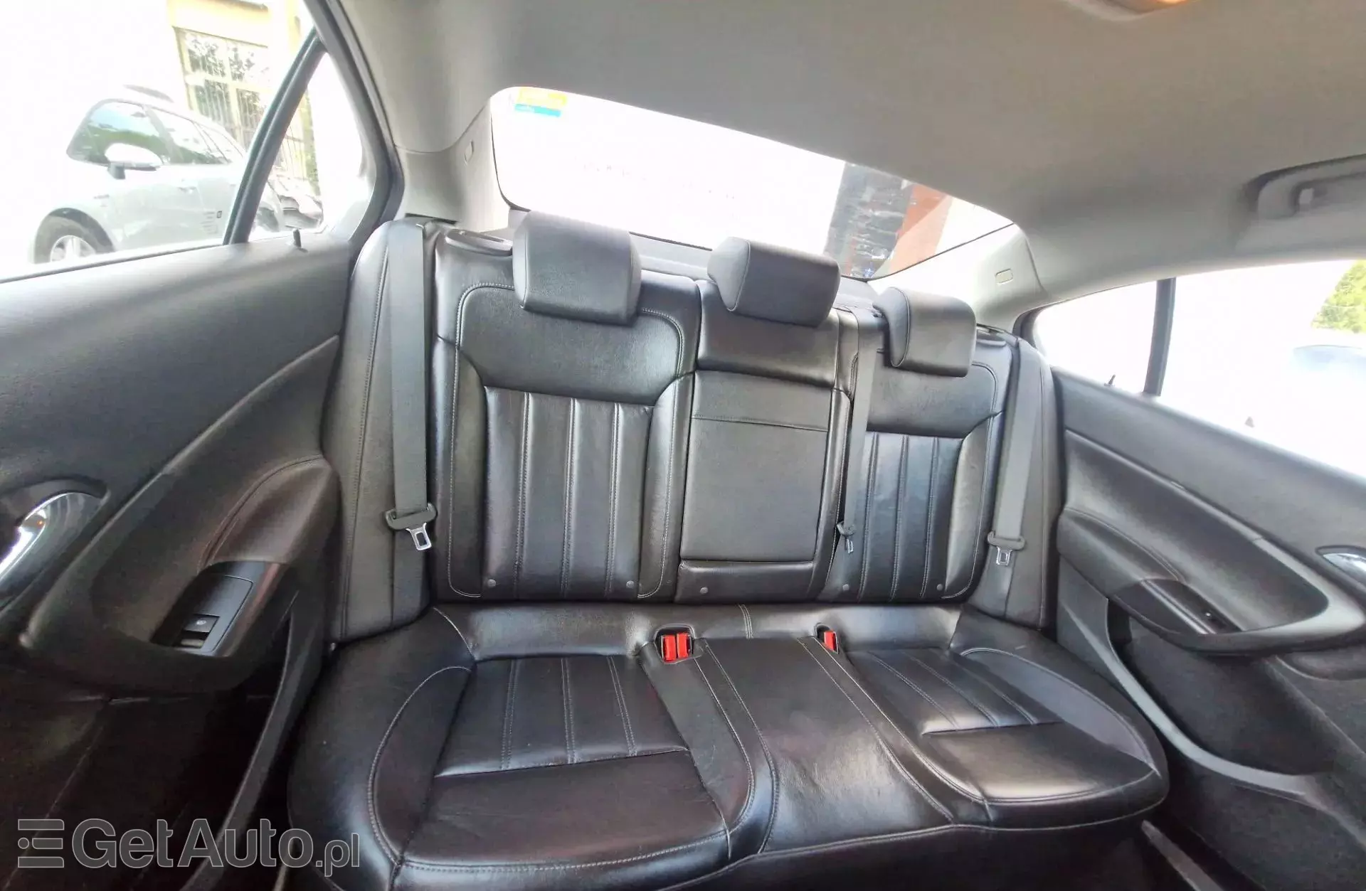 OPEL Insignia 1.8i (140 KM)