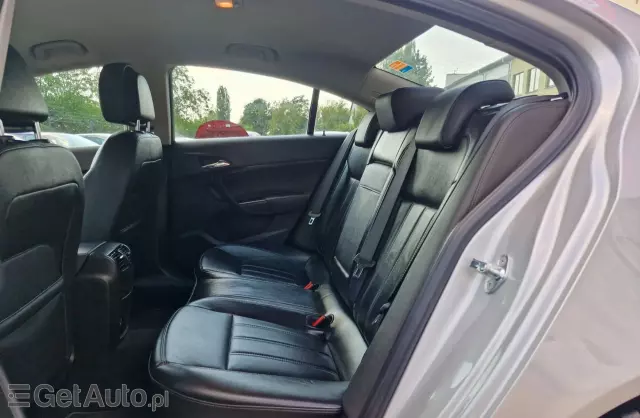 OPEL Insignia 1.8i (140 KM)