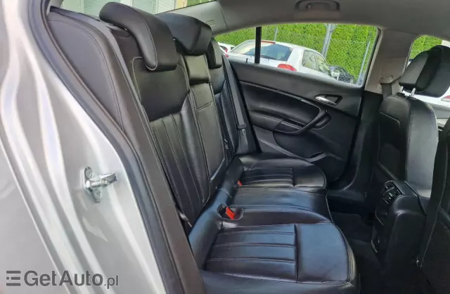 OPEL Insignia 1.8i (140 KM)