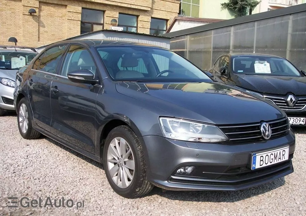 VOLKSWAGEN Jetta 1.4 TSI BMT Highline