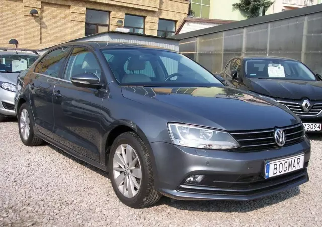 VOLKSWAGEN Jetta 1.4 TSI BMT Highline