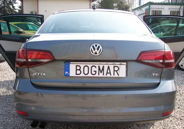 VOLKSWAGEN Jetta 1.4 TSI BMT Highline