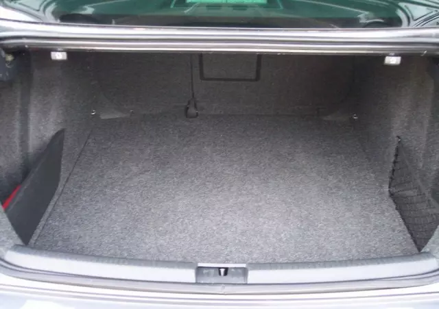 VOLKSWAGEN Jetta 1.4 TSI BMT Highline