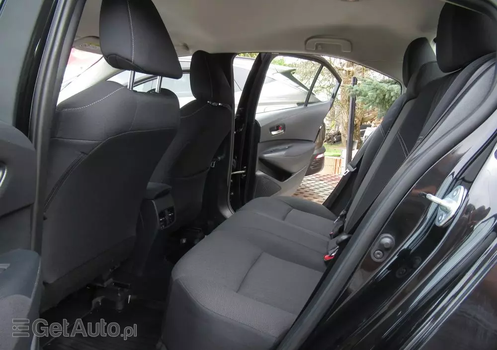 TOYOTA Corolla 1.6 Comfort