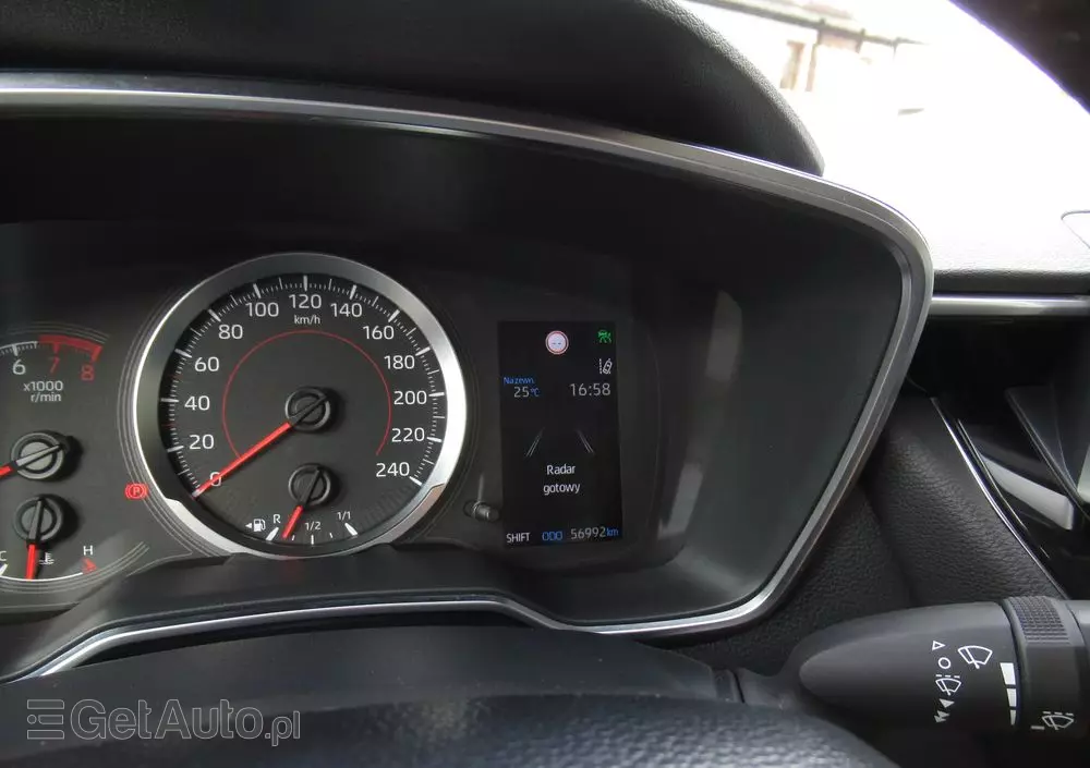 TOYOTA Corolla 1.6 Comfort