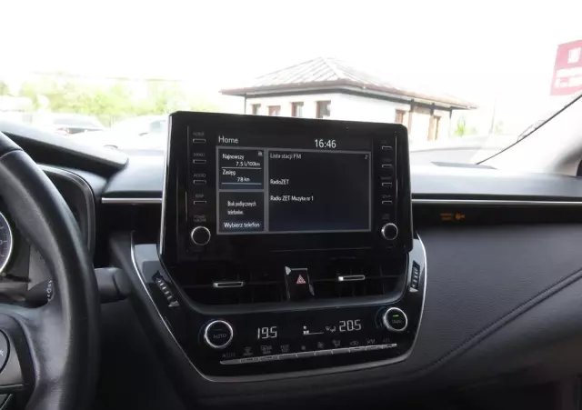 TOYOTA Corolla 1.6 Comfort