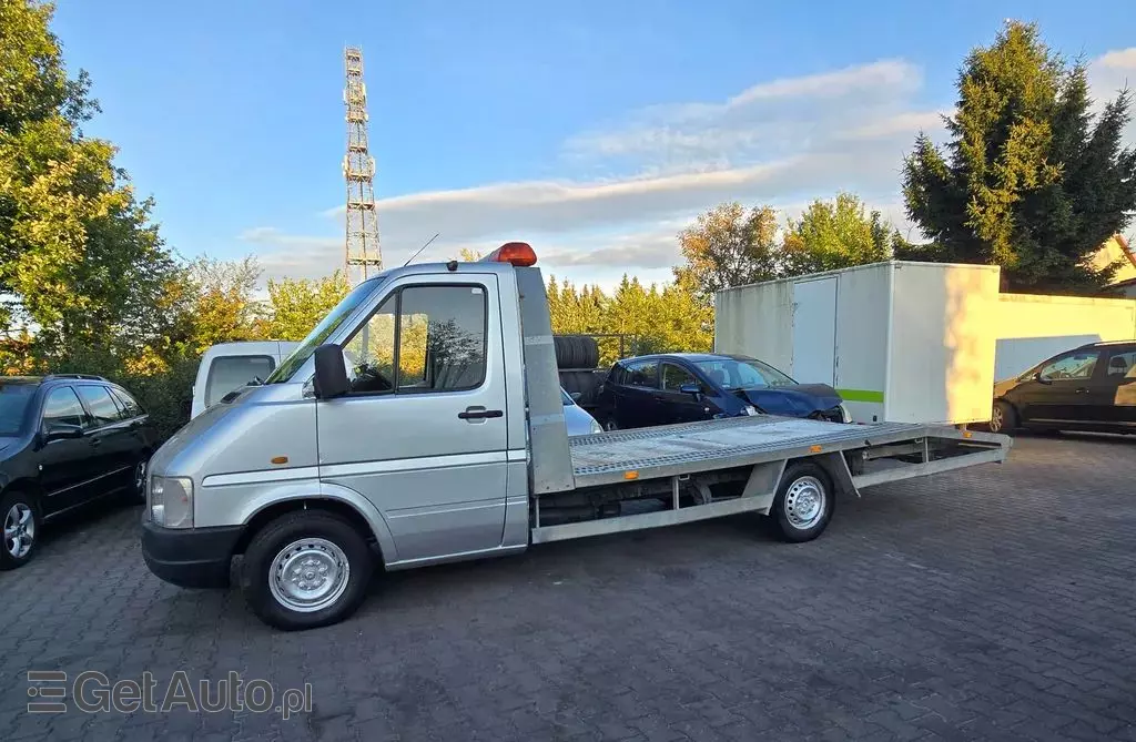 VOLKSWAGEN LT 