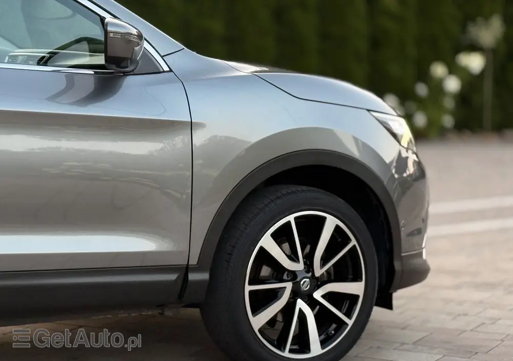 NISSAN Qashqai 1.2 DIG-T 360