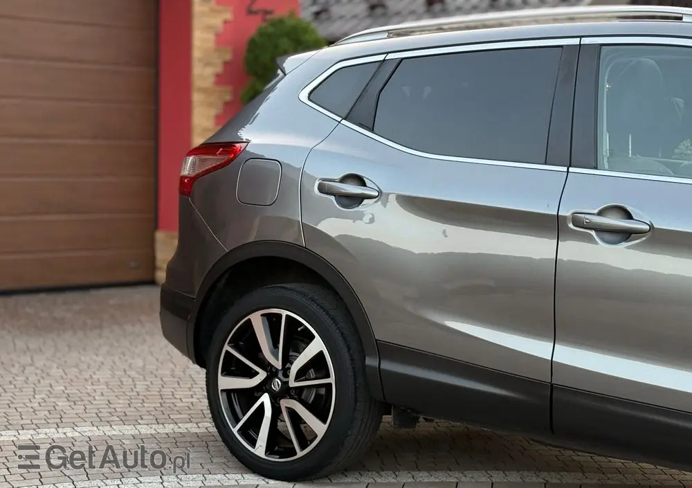 NISSAN Qashqai 1.2 DIG-T 360