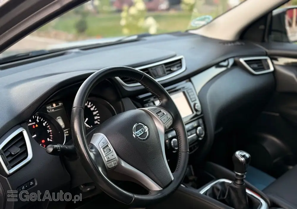 NISSAN Qashqai 1.2 DIG-T 360