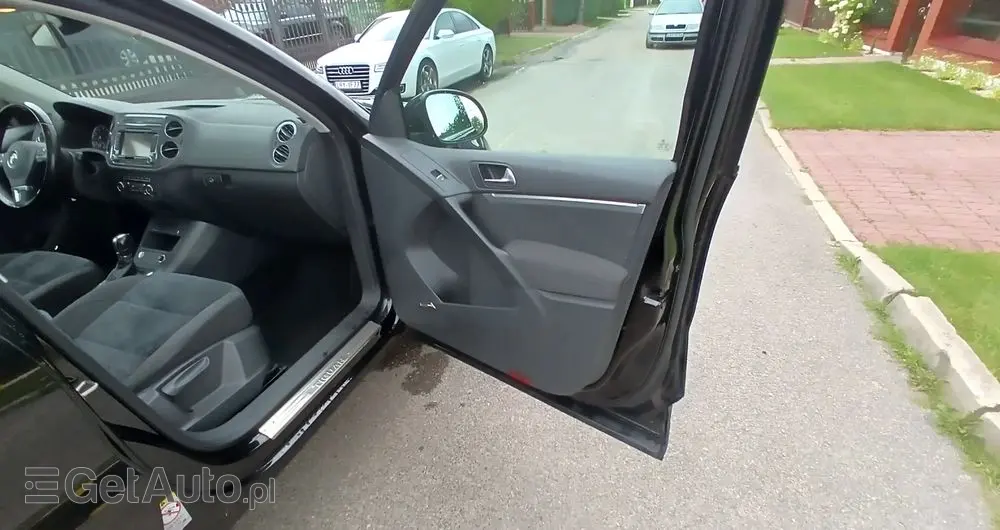 VOLKSWAGEN Tiguan 2.0 TSI 4Mot Perfectline R-Style DSG