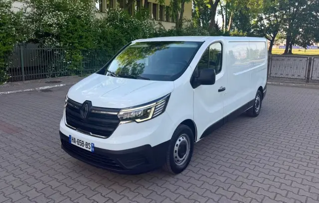 RENAULT Trafic 