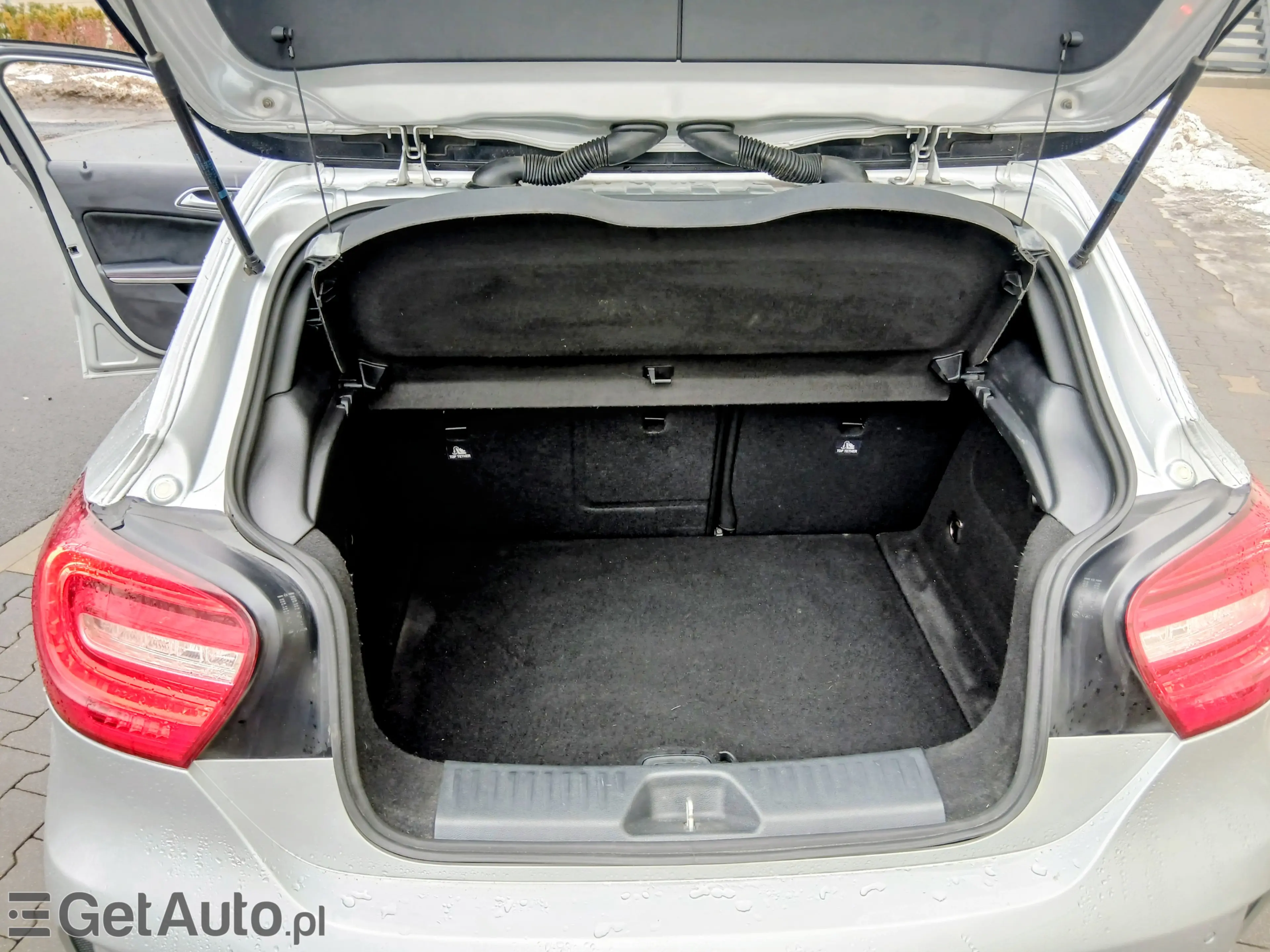 MERCEDES-BENZ A 180 PAKIET AMG