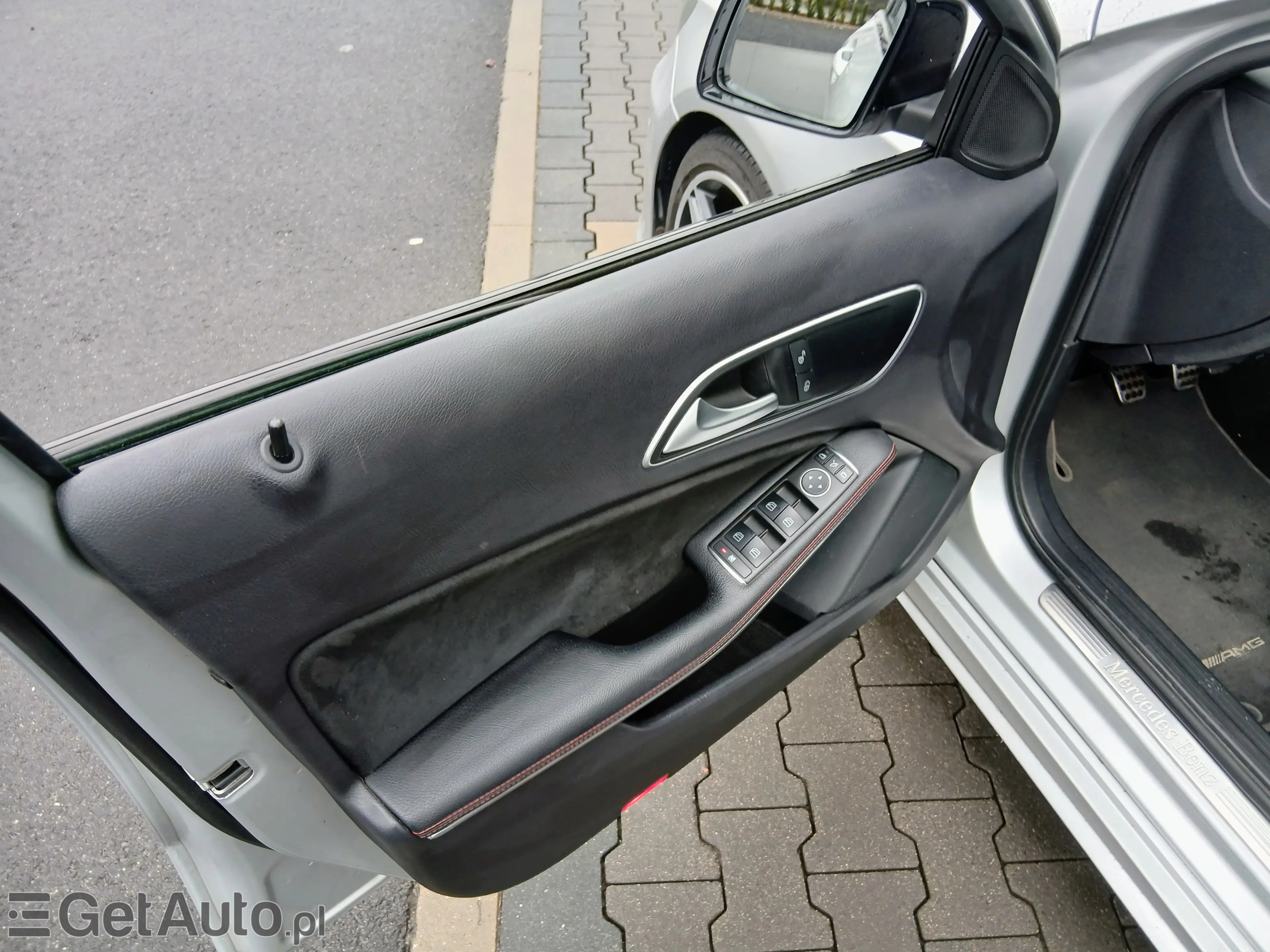 MERCEDES-BENZ A 180 PAKIET AMG