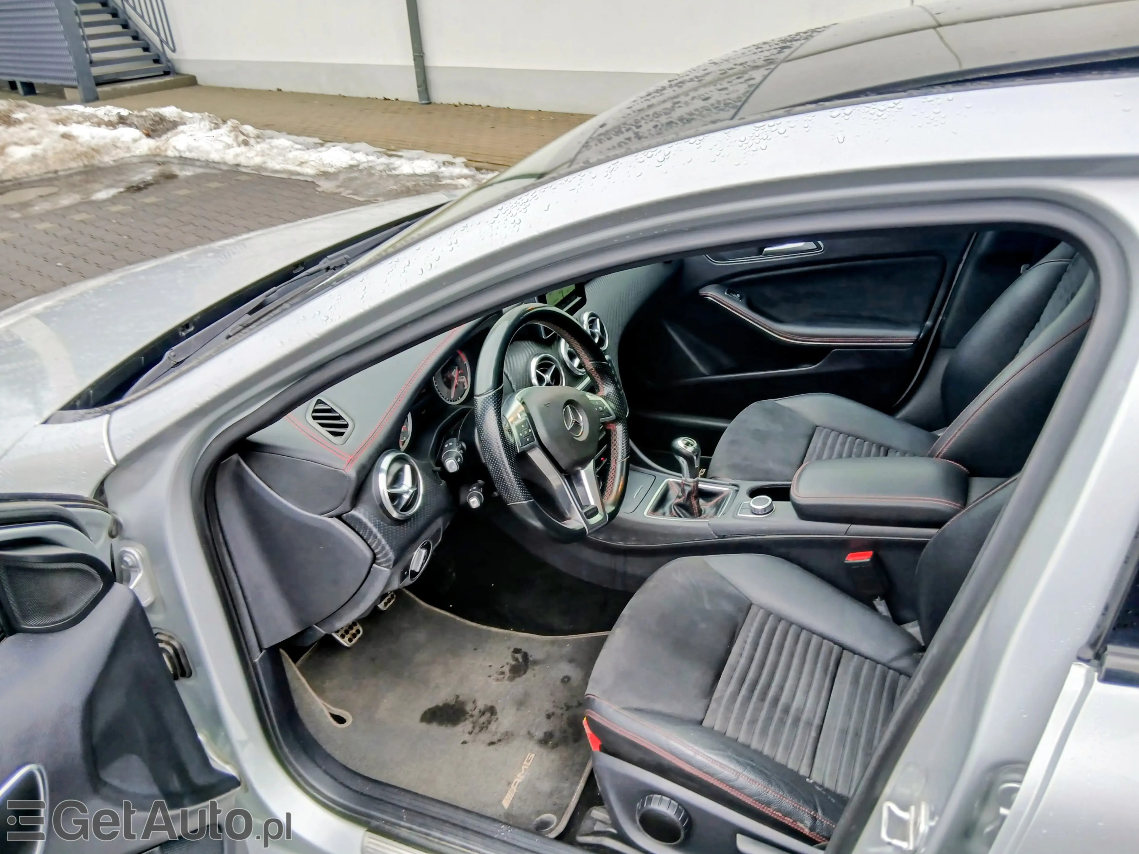 MERCEDES-BENZ A 180 PAKIET AMG