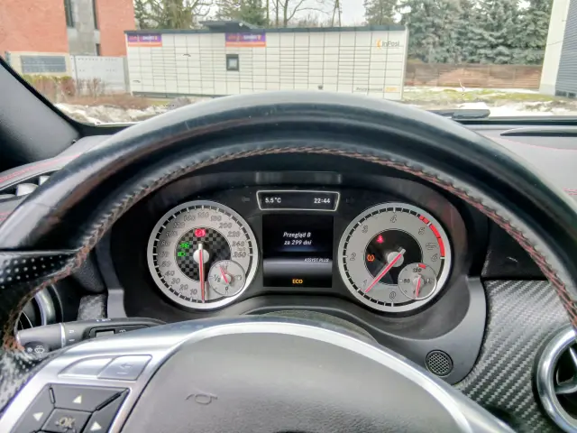 MERCEDES-BENZ A 180 PAKIET AMG