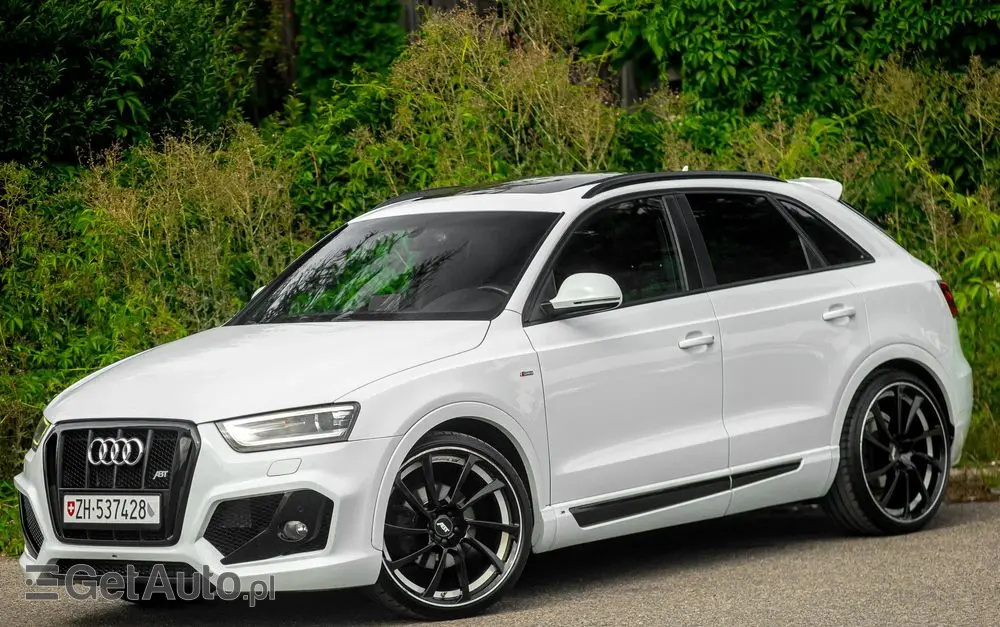 AUDI Q3 