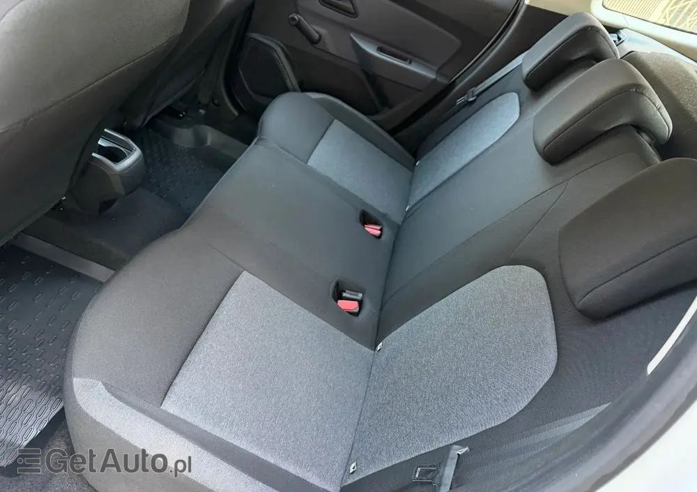 DACIA Duster 1.0 TCe Essential