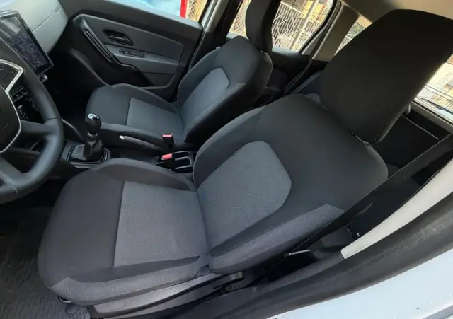 DACIA Duster 1.0 TCe Essential