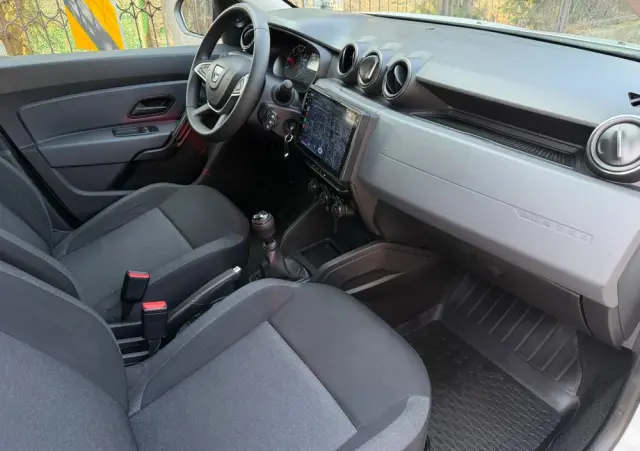 DACIA Duster 1.0 TCe Essential