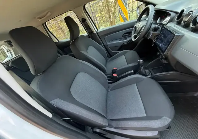 DACIA Duster 1.0 TCe Essential