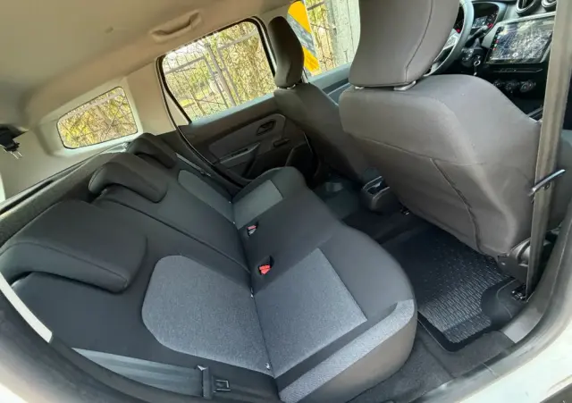 DACIA Duster 1.0 TCe Essential