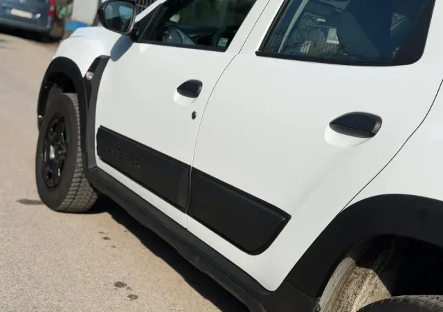 DACIA Duster 1.0 TCe Essential