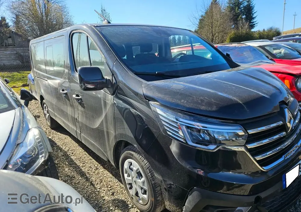 RENAULT Trafic 2.0 dCi Escapade EDC