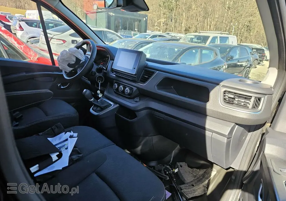 RENAULT Trafic 2.0 dCi Escapade EDC