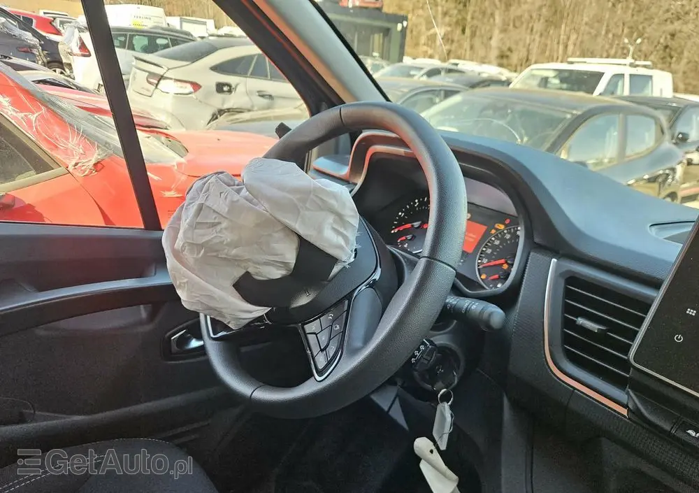 RENAULT Trafic 2.0 dCi Escapade EDC
