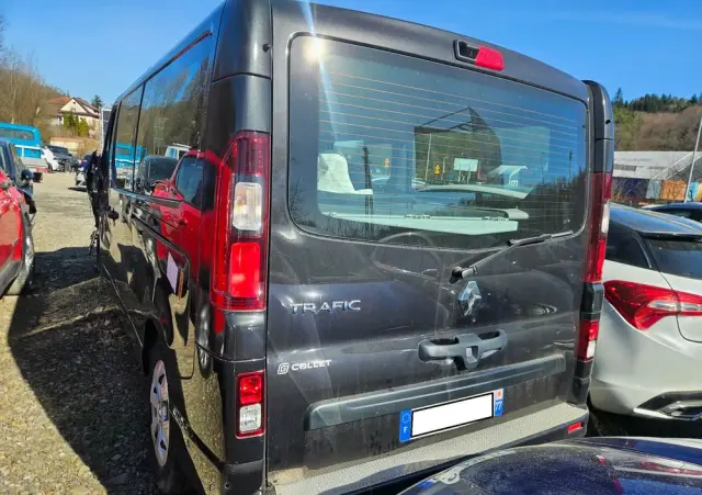RENAULT Trafic 2.0 dCi Escapade EDC