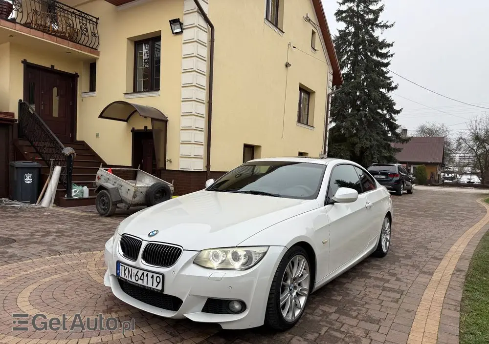 BMW Seria 3 320d DPF Efficient Dynamics Edition