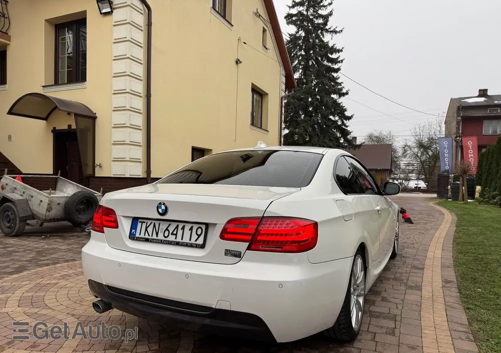 BMW Seria 3 320d DPF Efficient Dynamics Edition