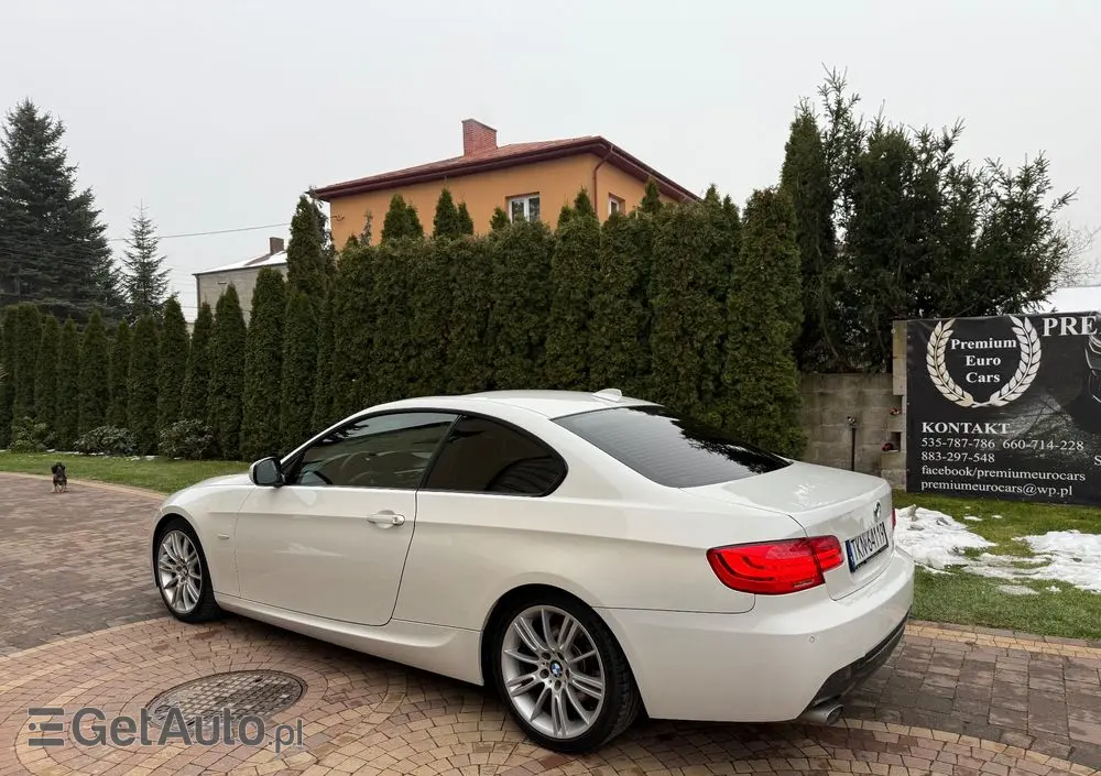 BMW Seria 3 320d DPF Efficient Dynamics Edition
