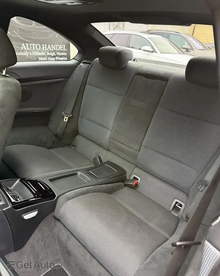 BMW Seria 3 320d DPF Efficient Dynamics Edition