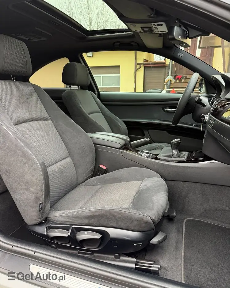 BMW Seria 3 320d DPF Efficient Dynamics Edition