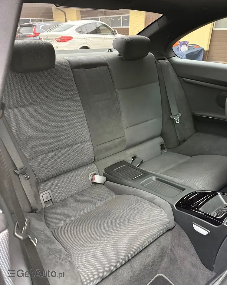 BMW Seria 3 320d DPF Efficient Dynamics Edition