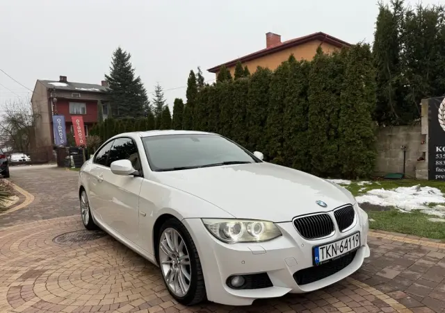 BMW Seria 3 320d DPF Efficient Dynamics Edition