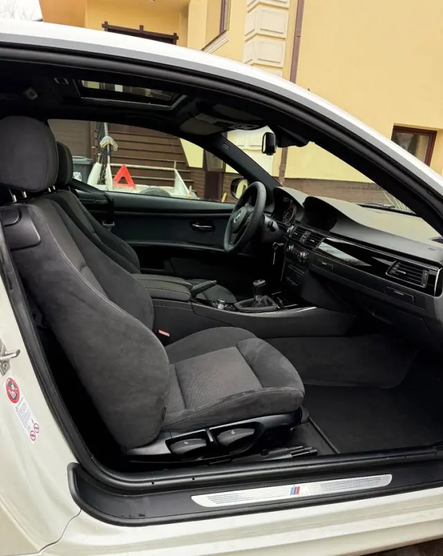 BMW Seria 3 320d DPF Efficient Dynamics Edition