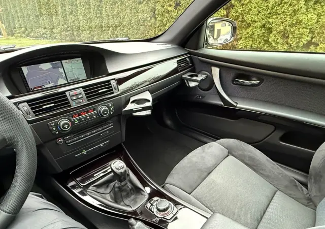 BMW Seria 3 320d DPF Efficient Dynamics Edition