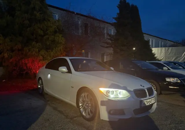 BMW Seria 3 320d DPF Efficient Dynamics Edition