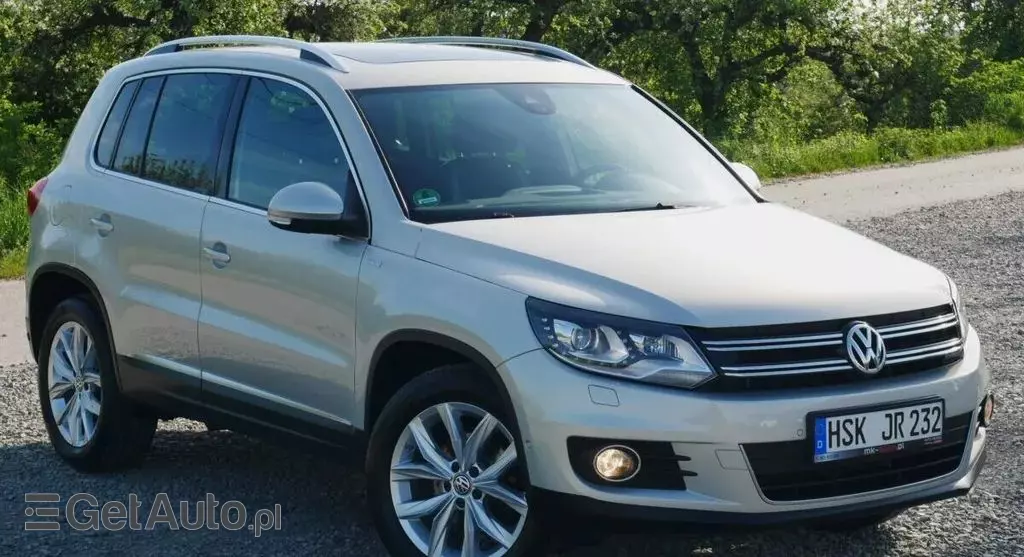 VOLKSWAGEN Tiguan 